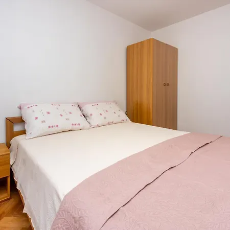 Apartment Agava *
